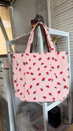 Strawberry tote