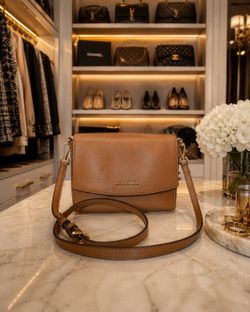 Michael Kors Crossbody