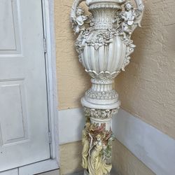 Vase and Pillar