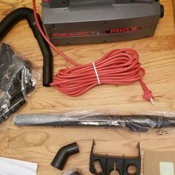 BRAND NEW ORECK COMMERCIAL 2SPEED VACUUM WITH COMPLETE ATTACHMENTS  , AMAZING POWER SUCTION  , WORKS EXCELLENT   , IN THE BOX 