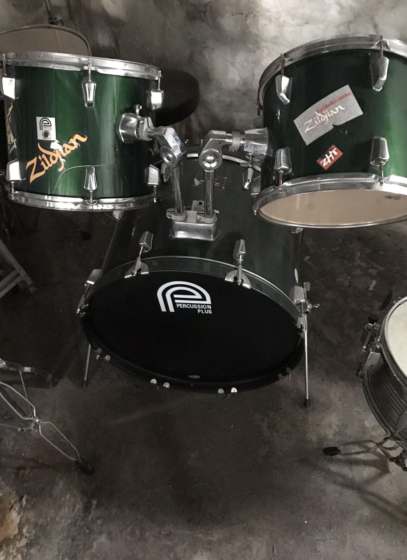 Percussion Plus Drum set