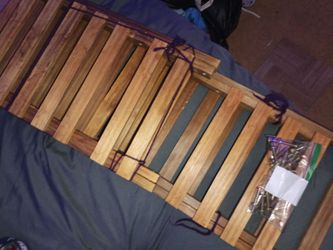 Plant shelf with all screws  hardly used