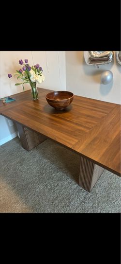 Modern Walnut Dining Table with Fluted Pedestal Base
