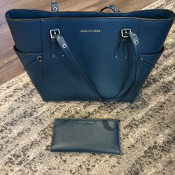 Michael Kors Purse And Wallet