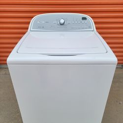 Beautiful!!! Top of The Line!!! Whirlpool Cabrio Washer with Huge, Oversized, Stainless Steel Tub!!! Options Galore!!!Must See To Appreciate!!!