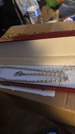 Natural diamond necklace 10k white gold