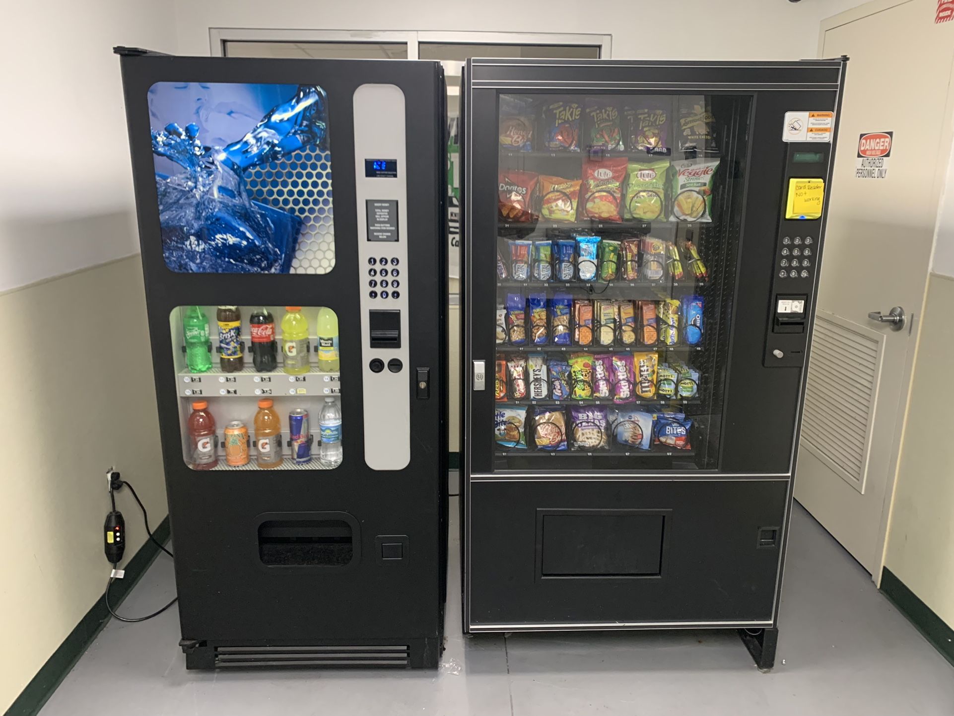 VENDING MACHINE W/LOCATION