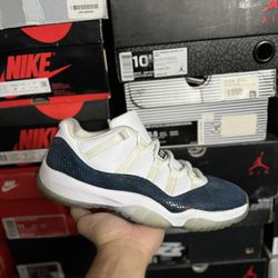 Jordan Snakeskin Navy 11 Low size 10.5 USED But Clean