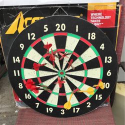 Dart Board With 12darts