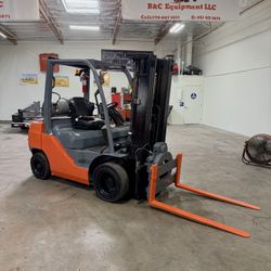 Forklift