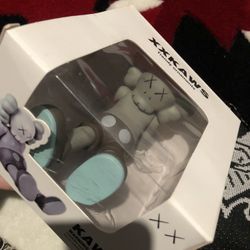 Kaws Figure 