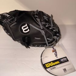 NEW - Wilson A360 32.5" Youth Catcher’s Mitt