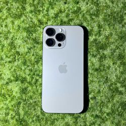 iPhone 16 Pro Max | 256GB | Natural Titanium | Factory Unlocked