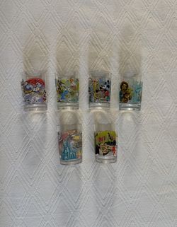 6 McDonalds x Disney Cups