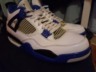 JORDAN RETRO 4