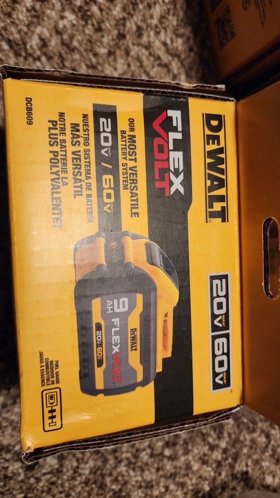 Dewalt Battery Flexbolt