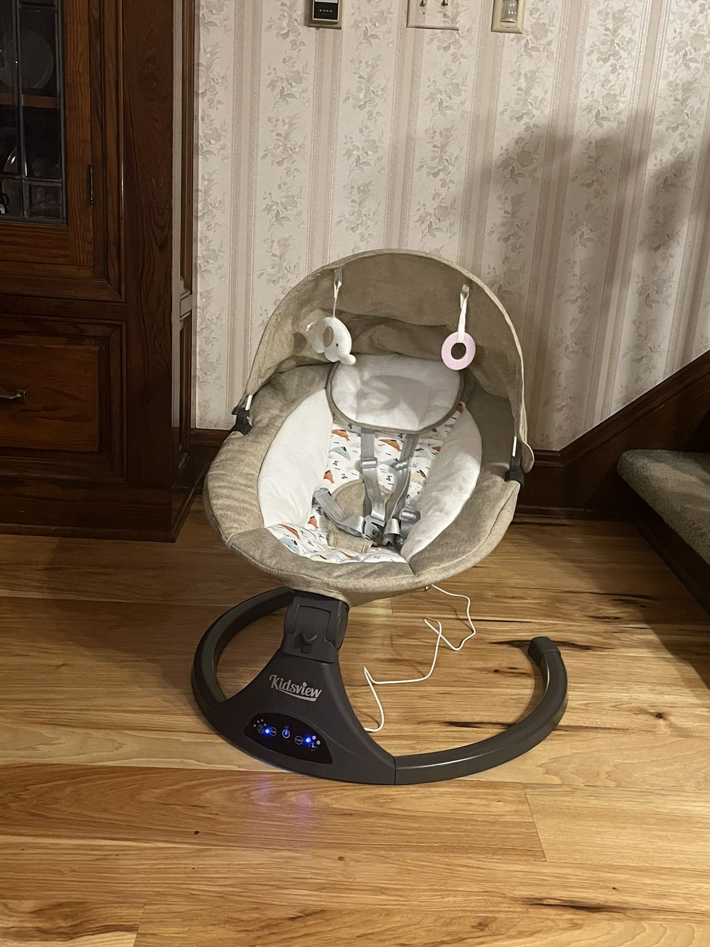 Bluetooth Baby Swing