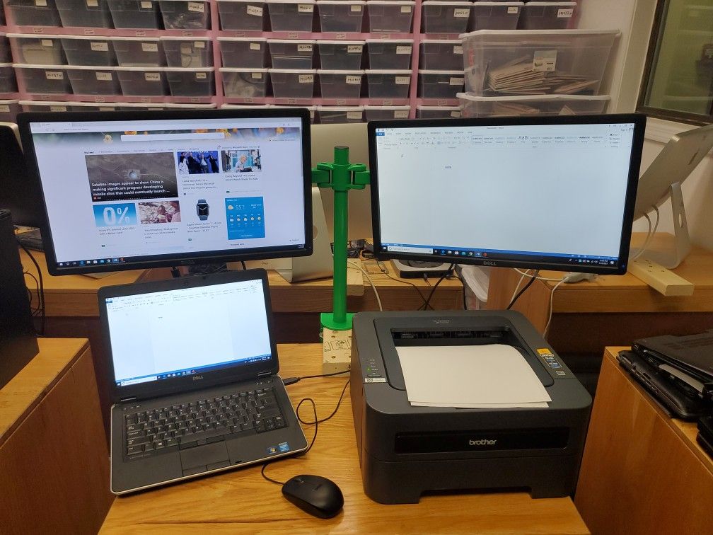 DUO MONITOR WITH STAND