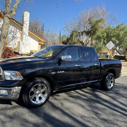 2011 Dodge ram  Laramie package