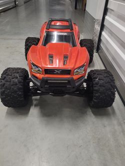 Traxxas xmaxx 8s