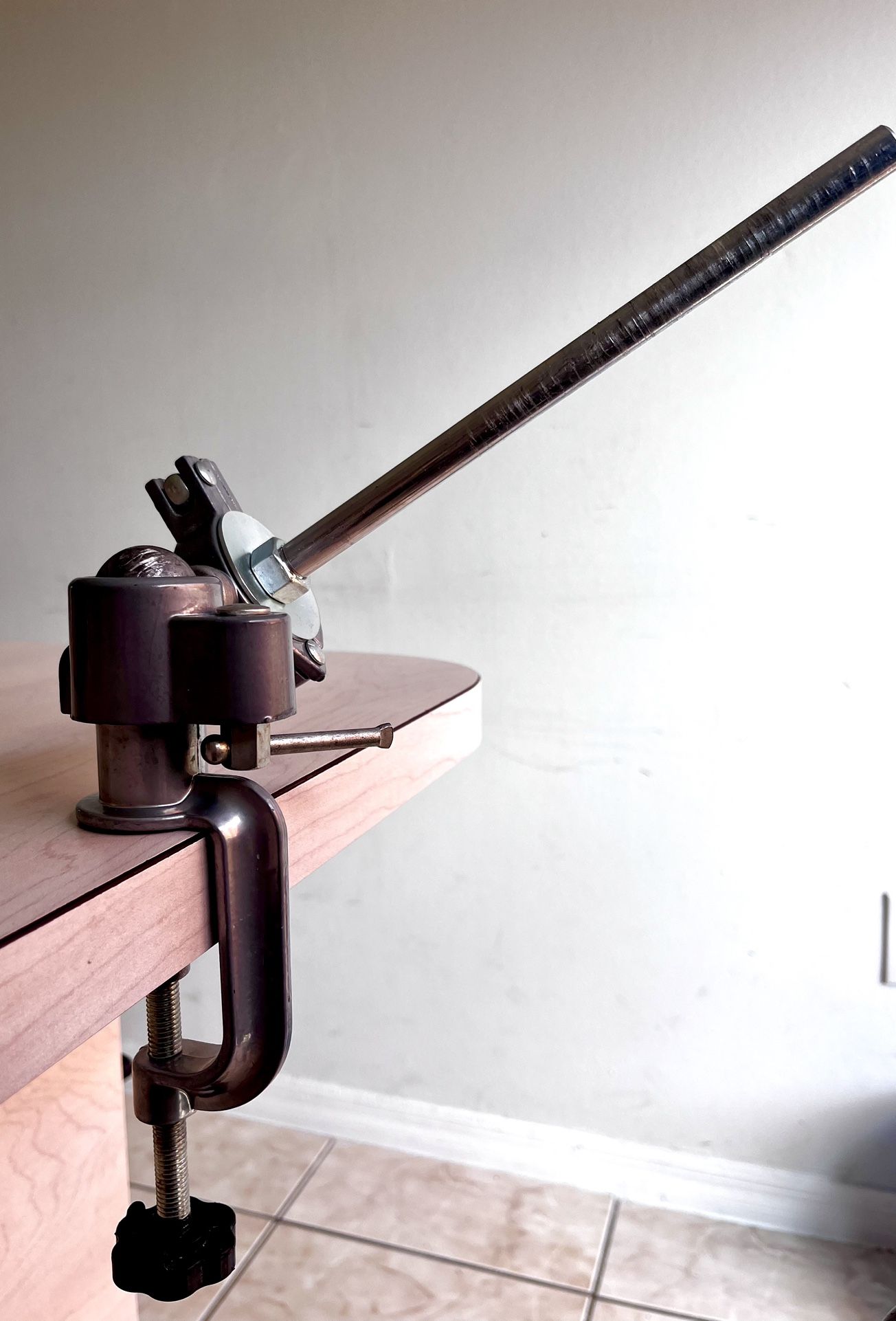 Dentoform Typodont Mounting Pole - Dental Pole Mount