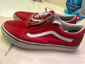 Vanes red shoes