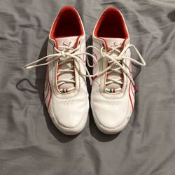 Puma Ferrari Size 10.5 Low