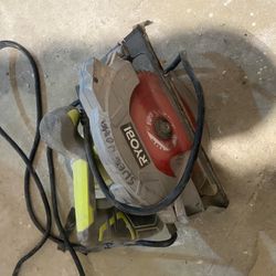 Ryobi Saw