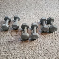Rubber Coated Set Of 15lb Dumbells . 1 Set Left 20.