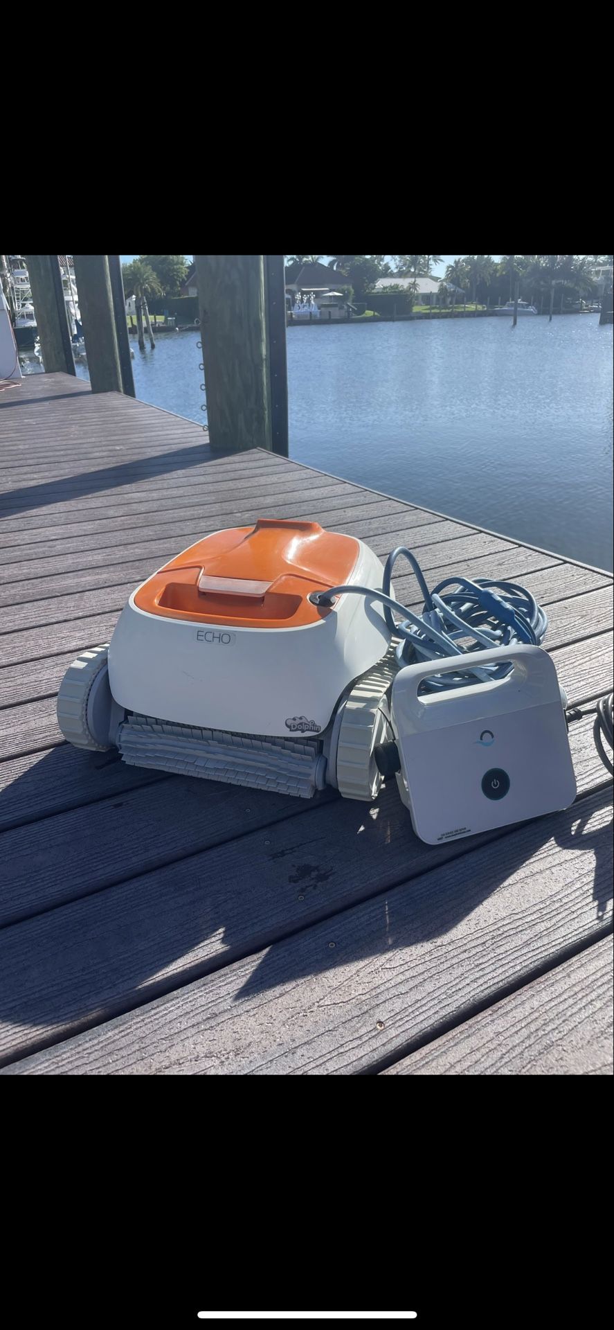Dolphin echo Robotic Pool Cleaner for Sale in Miami, FL OfferUp