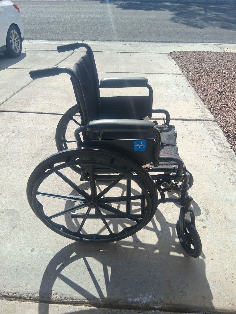 Wheelchair 