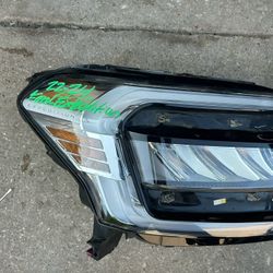 2022-24 FORD EXPEDITION RH HEADLIGHT FULL LED OEM 
