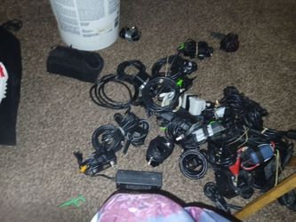 elecric.cords chagers S.M.I. CORDS.SCOOTER CHAGERS  AND K.BOARD  CHAGERS. HOVER BOARD  CHARGERS. THE HOLD BUGKET