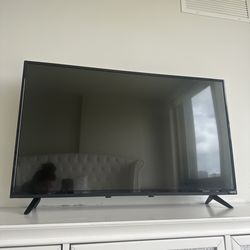 VIZIO TV – 42/43 inch