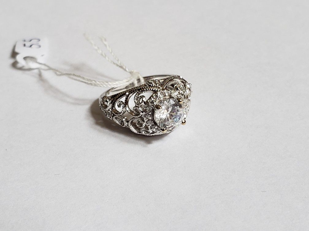 Unique SIZE 6 - WHITE GOLD Engagement Ring / Promise Ring / Bridal Ring Vintage Classic Antique Fancy Fine Luxury