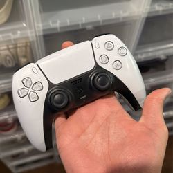 PS5 Controller