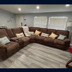 Power Sectional  With Massage And Heat