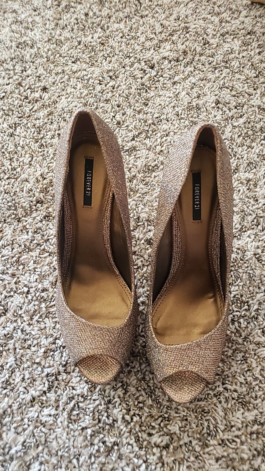 Sparkly flat litter size 9