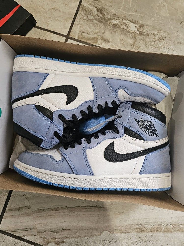Jordan 1 Retro High OG University Blue Size 10
