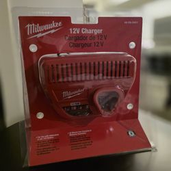 NEW Milwaukee M12 Charger (48-59-2401)