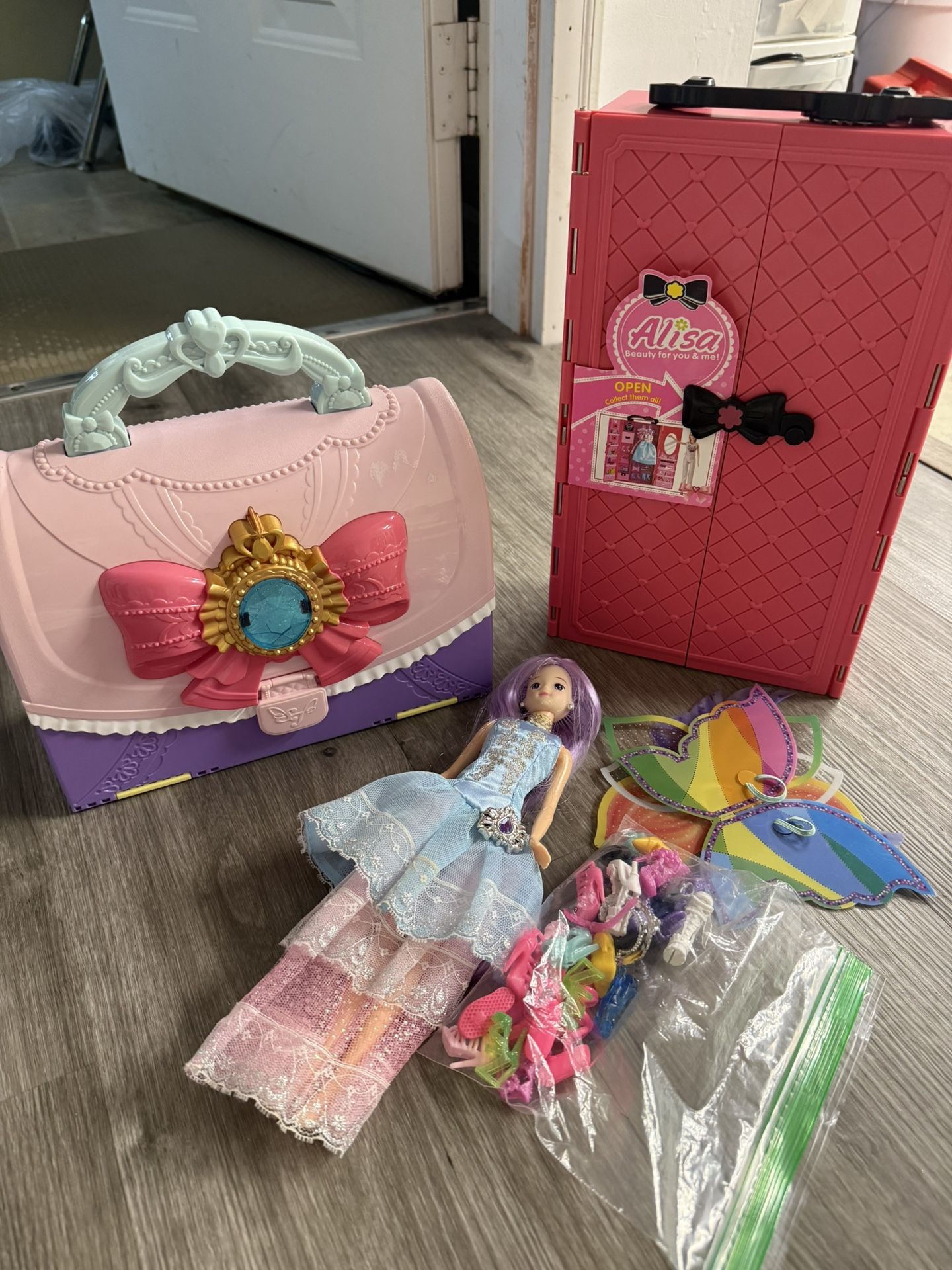 Girl Toys
