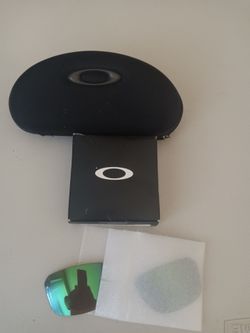 Oakley case and lenses