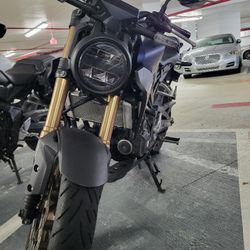 2021 Honda Cb300r
