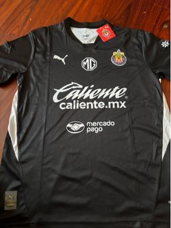 Puma chivas jersey size L adult