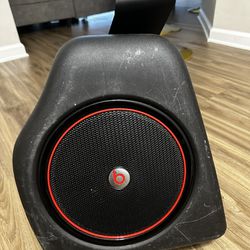 2018 Dodge Charger Beats By Dre Subwoofer