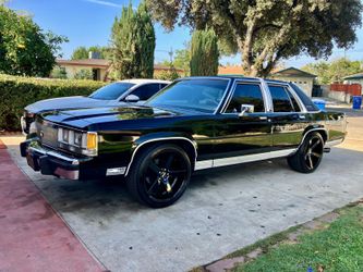 1991 Ford Crown Victoria