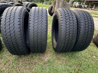 Bridgestone Dueler A/T 275/70R18 — Full Set