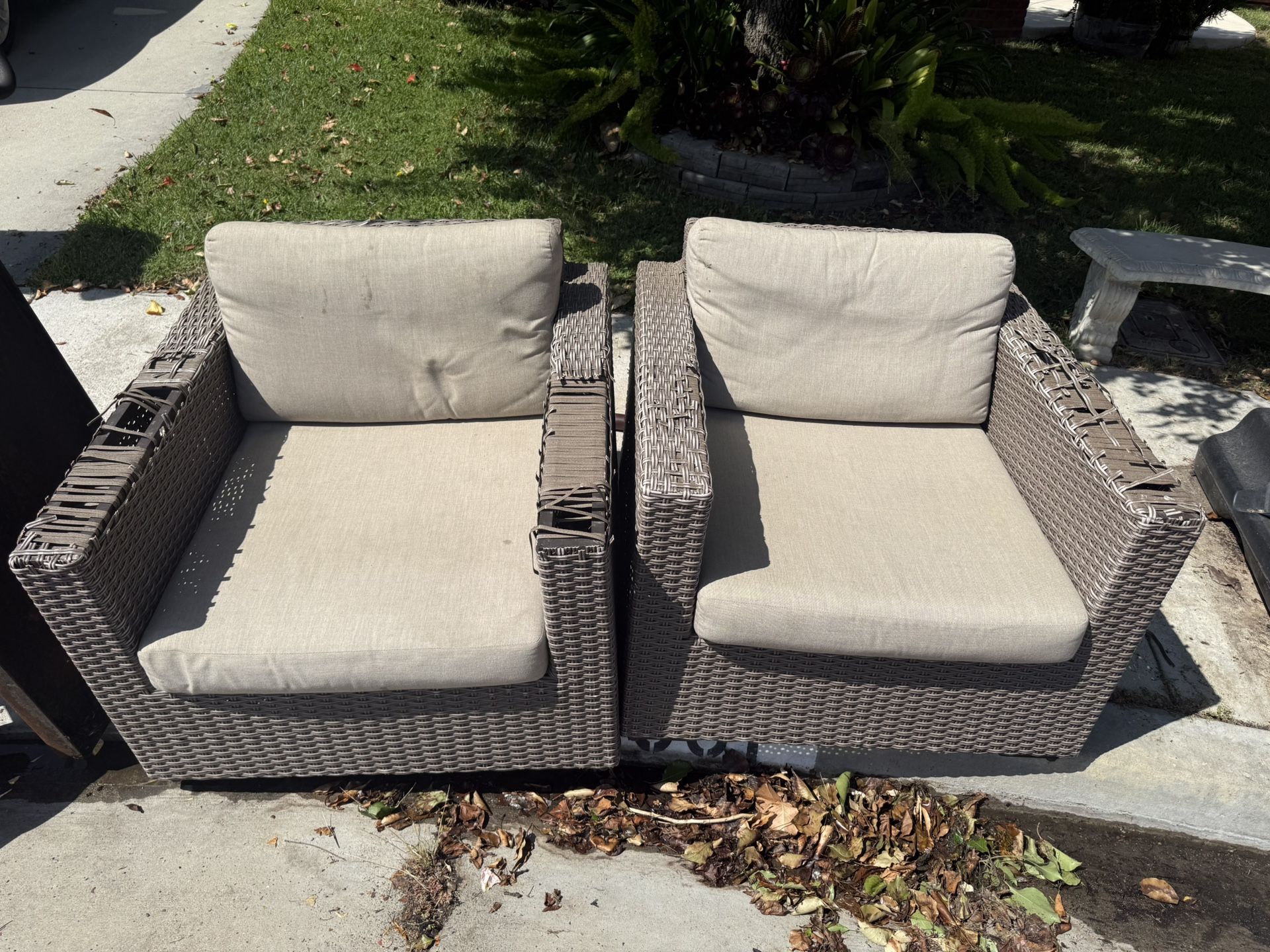 Free 2 Oversized Chairs