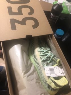 Yeezy size 10