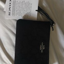 Coach Cornerzip Wristlet